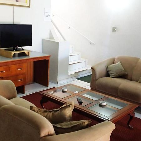 Hotel Sao Paulo Inn Santa Rita do Passa Quatro Exteriör bild